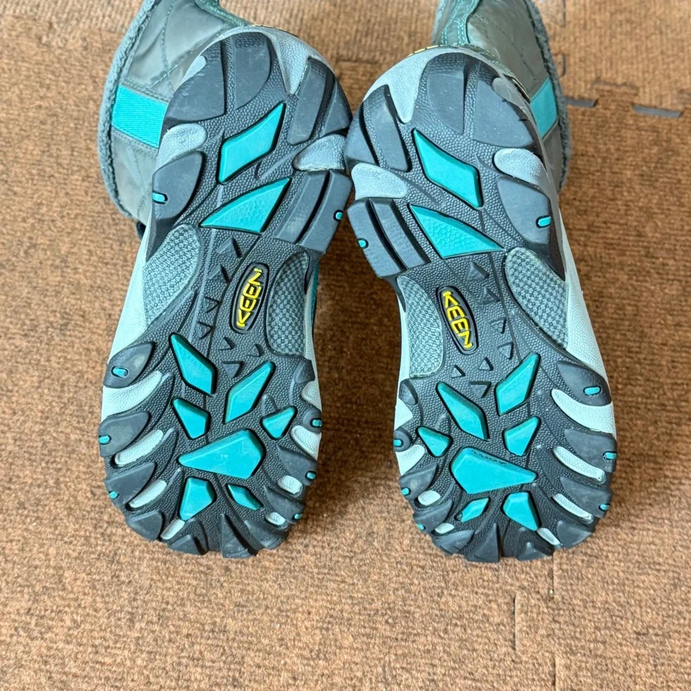 KEEN Dry Waterproof Winter Boots Womens 8 Grey Teal Quilted Insulated 5278-D‎ A+
